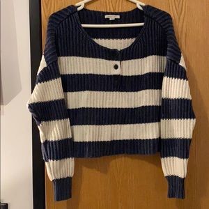 American eagle crop sweater